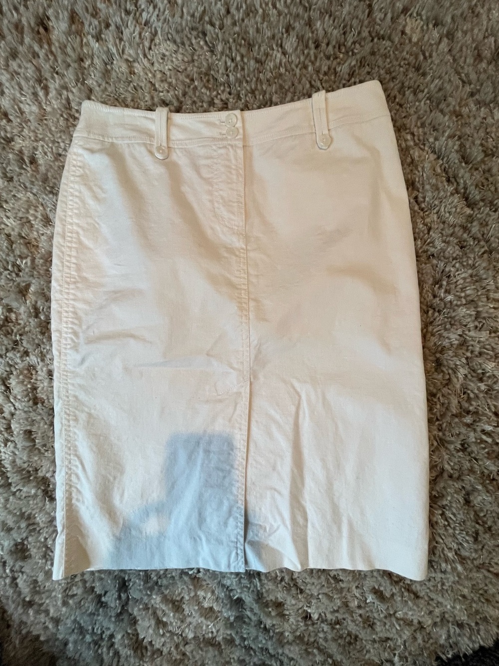 Classic Women's White Knee-Length Skirt